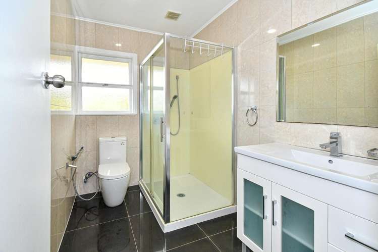 21 Grove Road Papakura_10