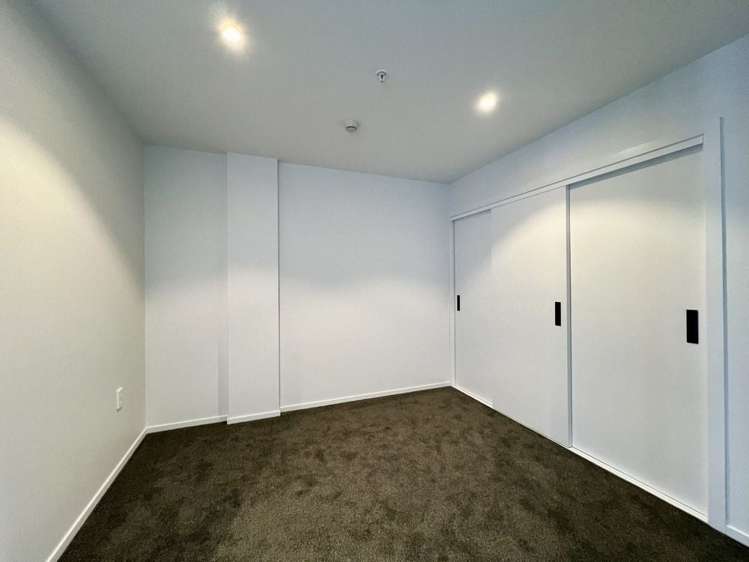 612/21 King Street Mount Cook_4