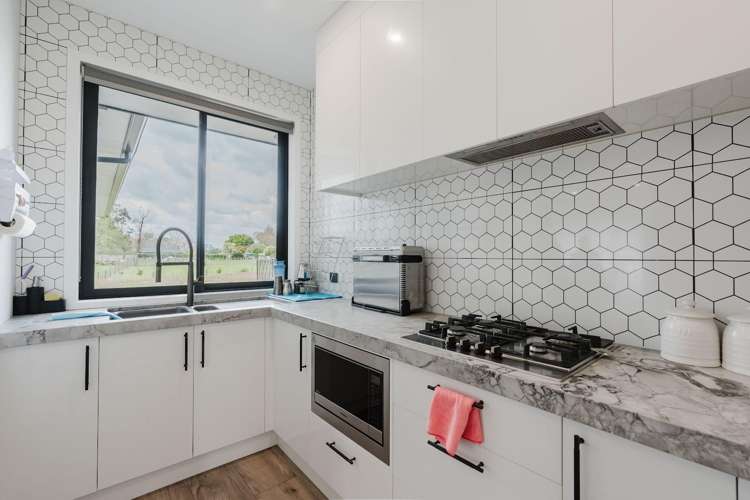 275 Racecourse Road Cambridge_9