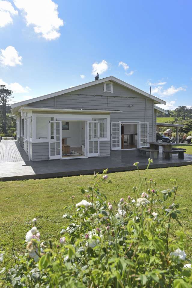 240 Waitakere Road Taupaki_4