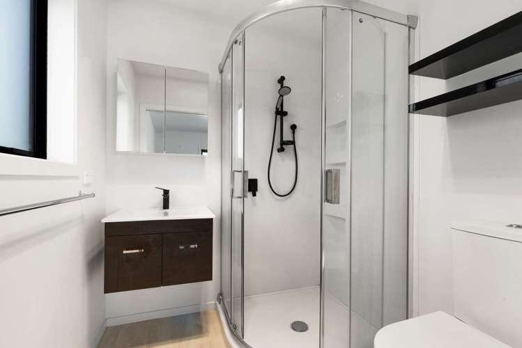 87 Pigeon Valley Road Wakefield_21