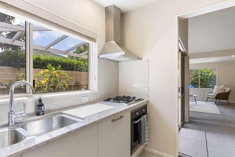 10/34 Waipuia Place Greenhithe_6