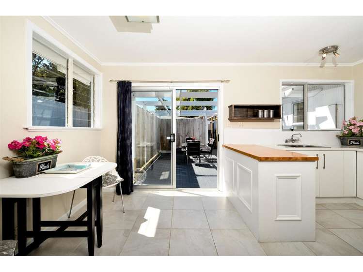 180 Henderson Valley Road Henderson_7