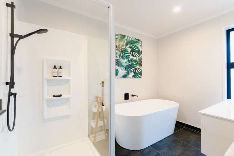 11 Heathfield Drive Mosgiel_25