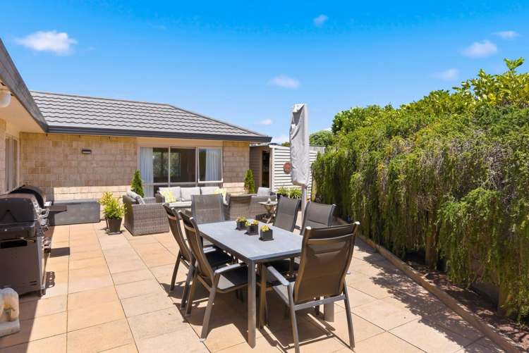 10 Barrett Drive Waikanae Beach_13