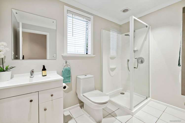 1 Salas Place Howick_13