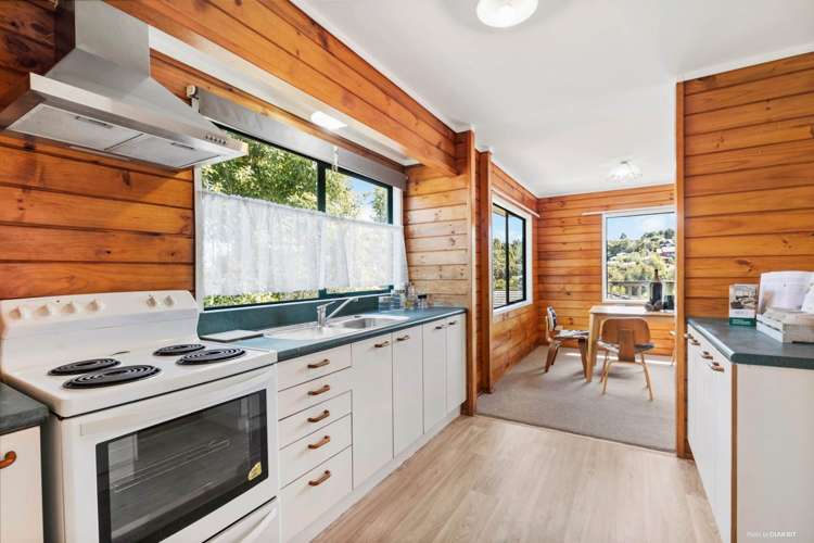 2/50 Elliott Avenue Bayview_1