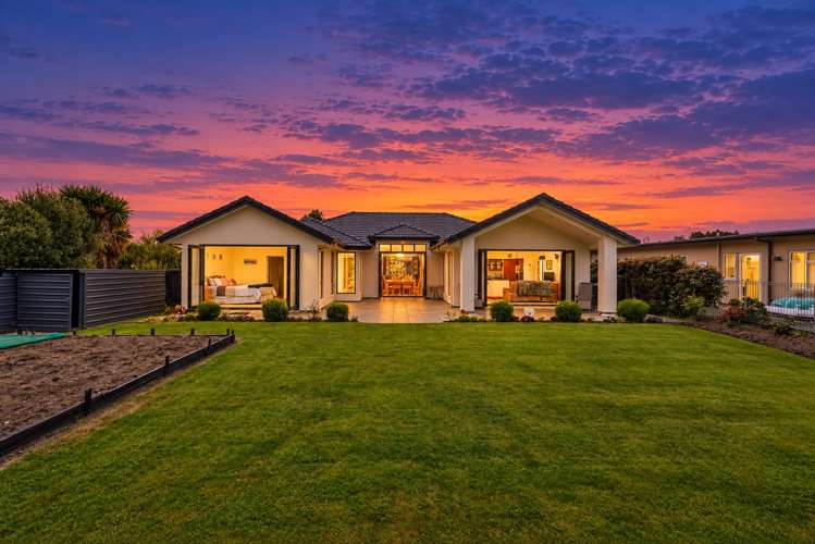 20 Ludlow Drive Huntingdon/Lake Hood_1
