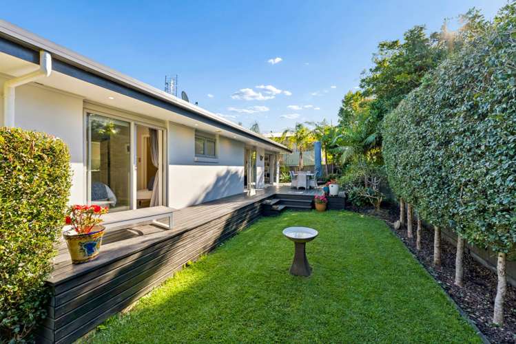 455A Beach Road Murrays Bay_20