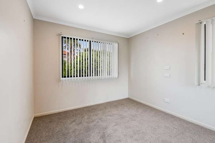 31 Trimaran Drive Gulf Harbour_12