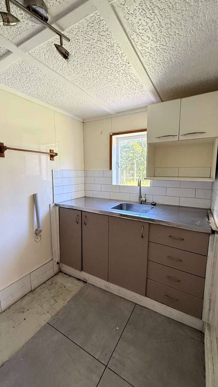 49 Evans Road Glen Eden_16