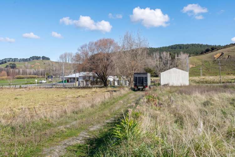 4 and 6 Charles Street Tinui_1