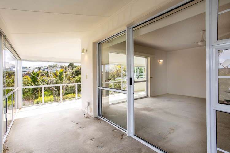 2/23 Heathcote Road Castor Bay_8