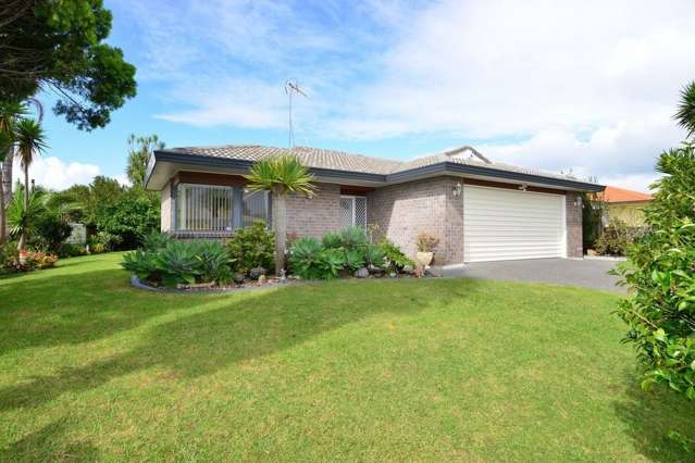 14 Lakeside Drive Orewa_1