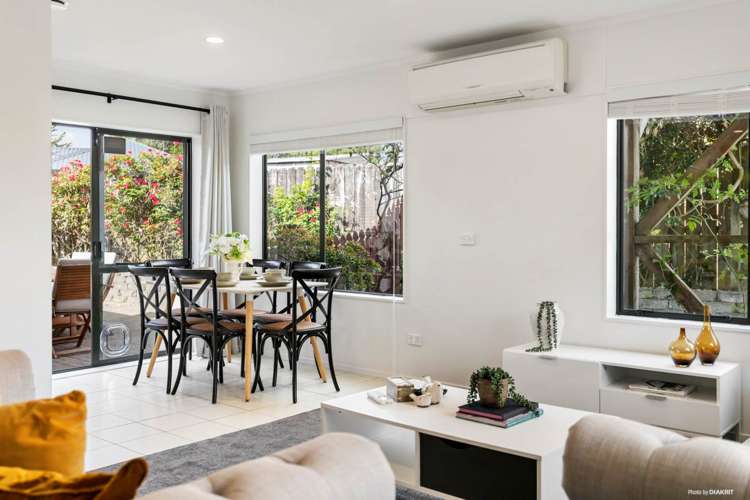 53 Riverton Drive Randwick Park_2