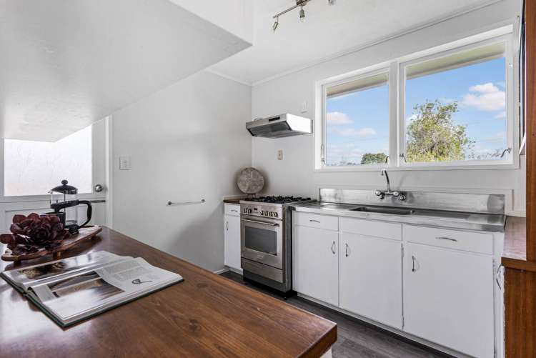 1/6 Akehurst Avenue New Lynn_7