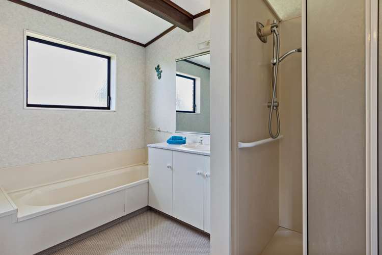 10 Marwood Place Mount Maunganui_17