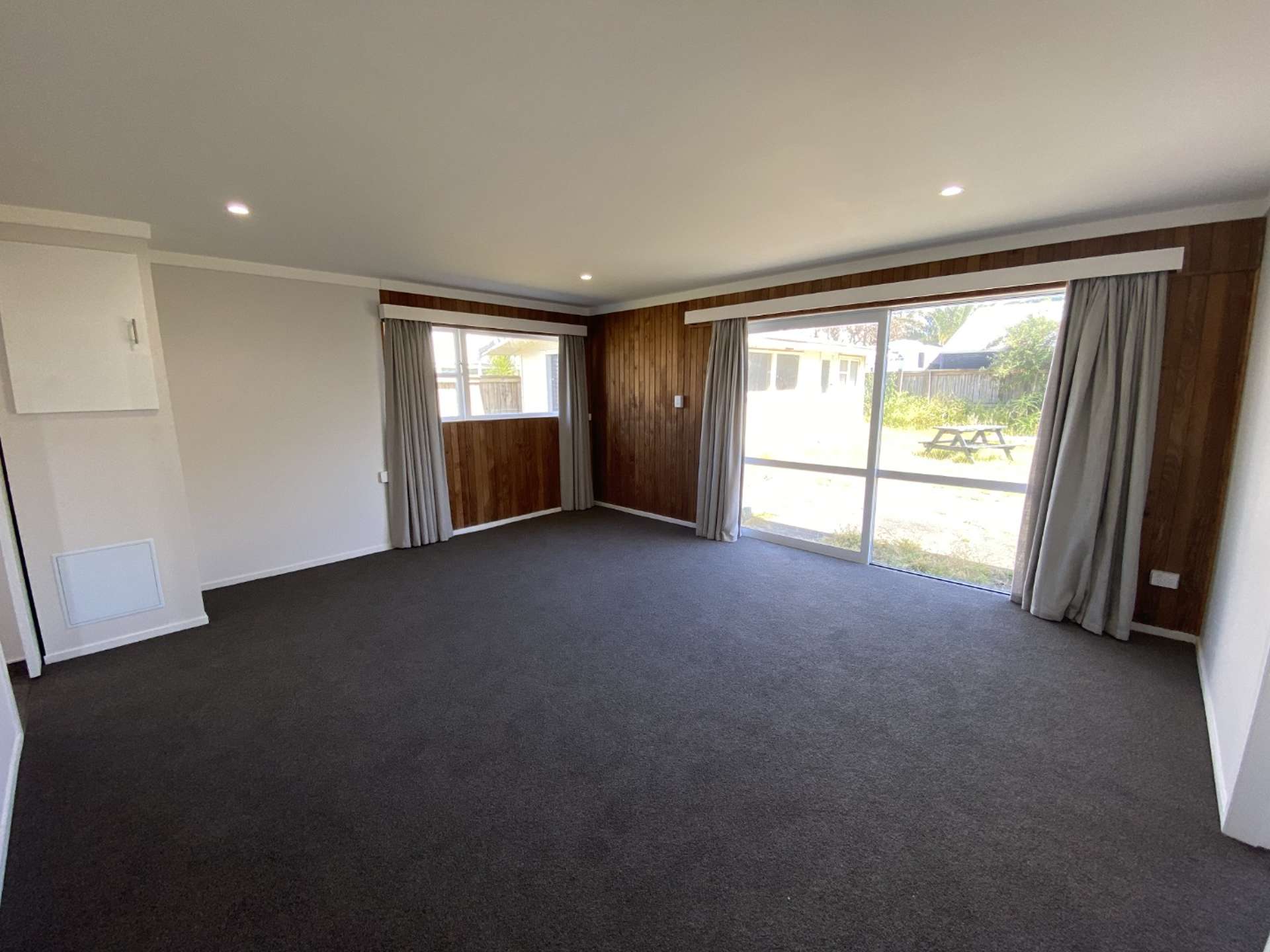 217 Manly Street 1330 Kapiti Coast Houses for Rent One Roof