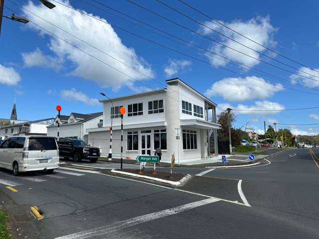 Set Up New Lynn Café/Hospo