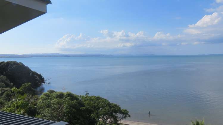 4 Crispe Road Clarks Beach_23