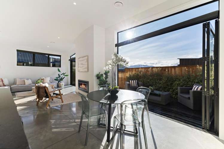 12 Till Street Jacks Point_7