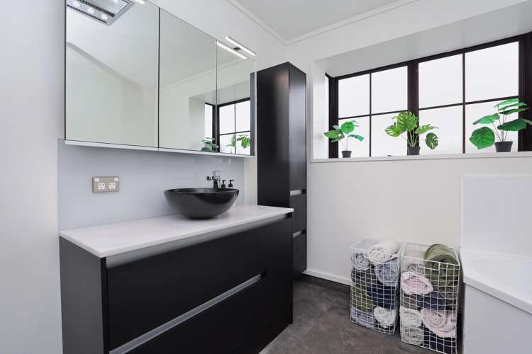 140 Belt Road Allenton_16