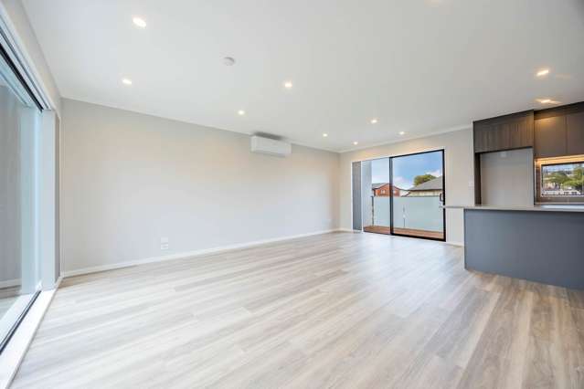 5/84 Kings Road Panmure_3