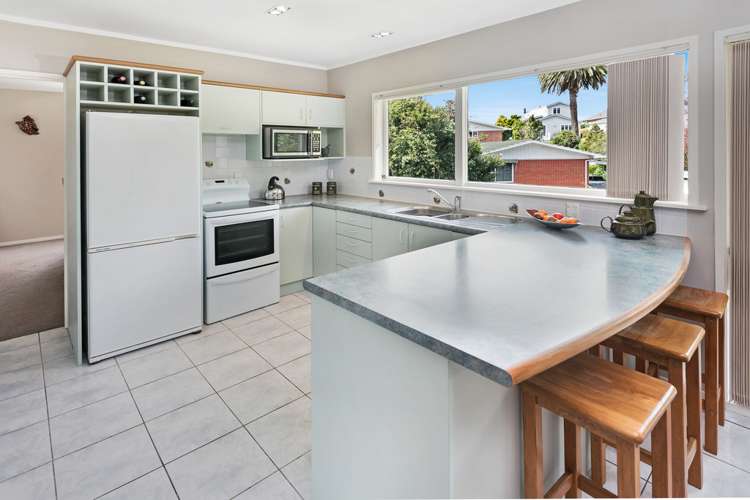 2a The Glebe Cockle Bay_25