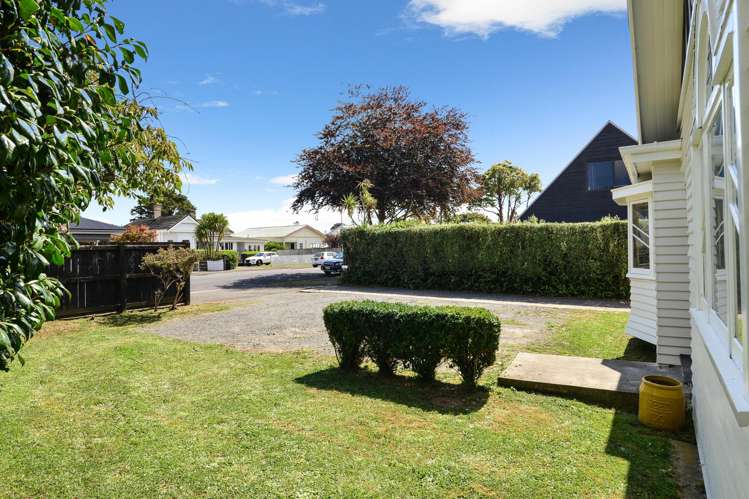 13 Bond Street Hamilton East_20