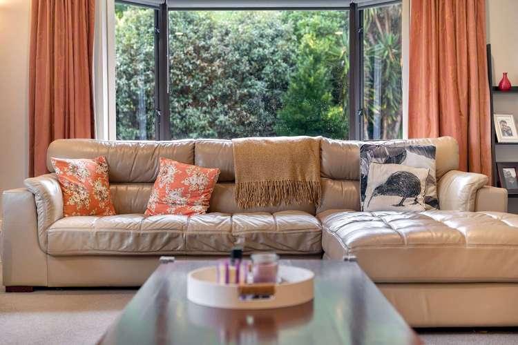 4 Charles Close Springvale_7