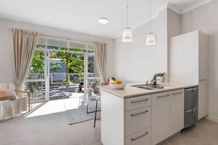 2 Parkside Drive Orewa_10