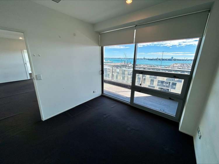 608/2 Beach Road Auckland Central_11