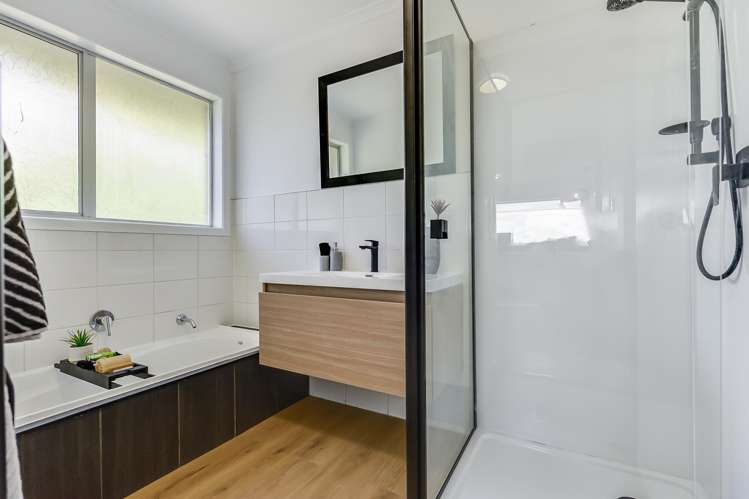 9 Beaumaris Place Dinsdale_42