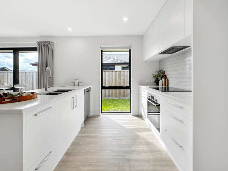 16 Mehrtens Crescent Woodend_5