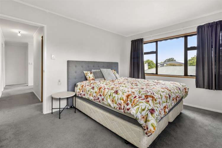 1/9 Gloria Avenue Te Atatu Peninsula_13