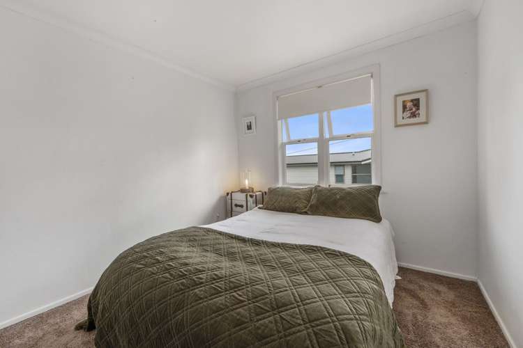 1/10 Selwyn Crescent Forrest Hill_13