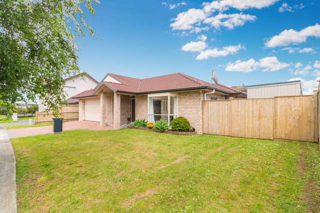 17 Cambrian Crescent Flat Bush_1