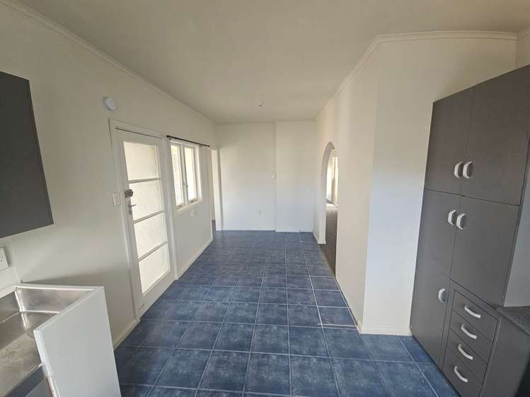 53 Halver Road Hillpark_16