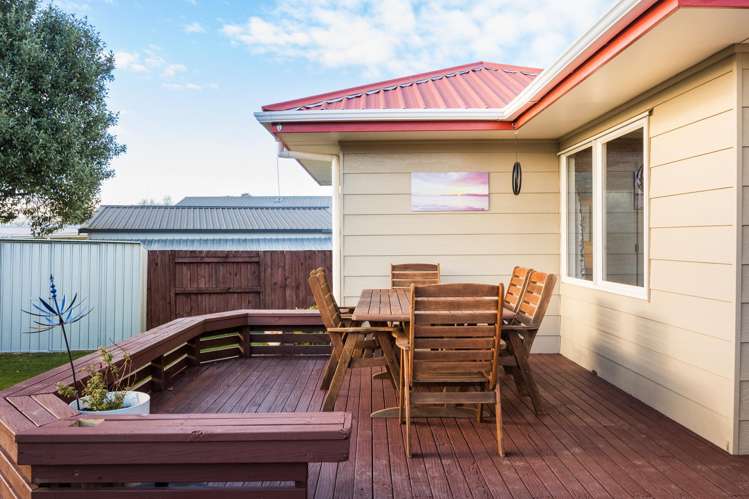 7C Mountfort Grove Feilding_19