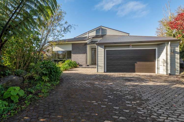 64 Karina Road_1