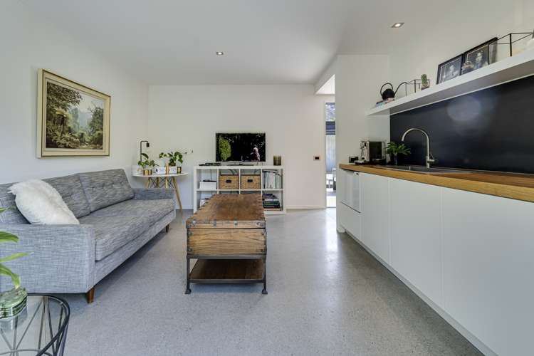 1 Larkins Way Arthurs Point_21