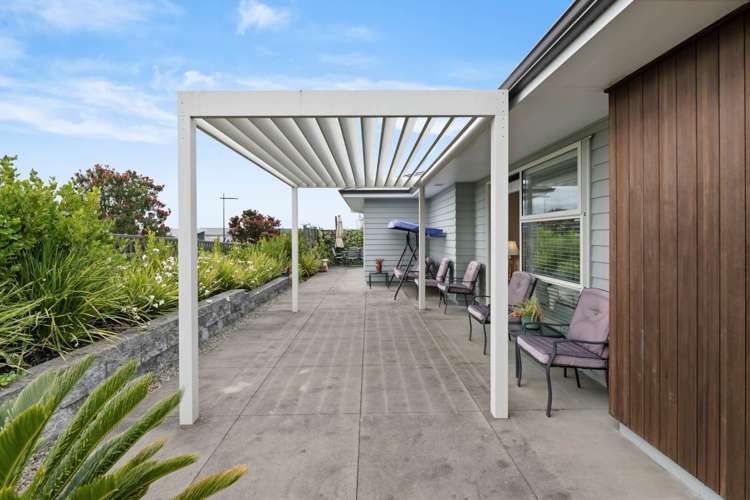 6 Taikura Avenue Red Beach_20