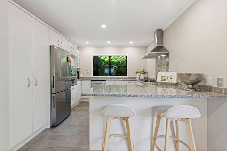 15 Lucca Crescent Flat Bush_8