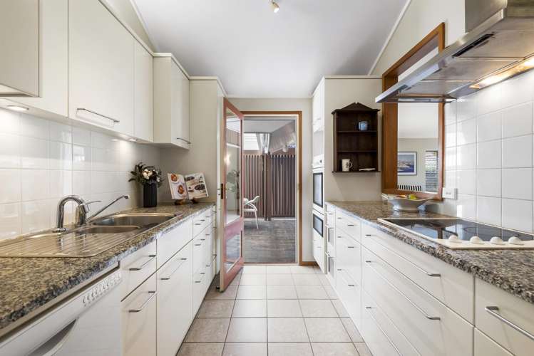 18 Sanders Avenue Takapuna_8