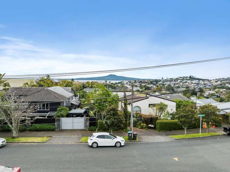 7 Gifford Street Saint Heliers_12