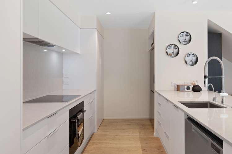 54A Glandovey Road_5