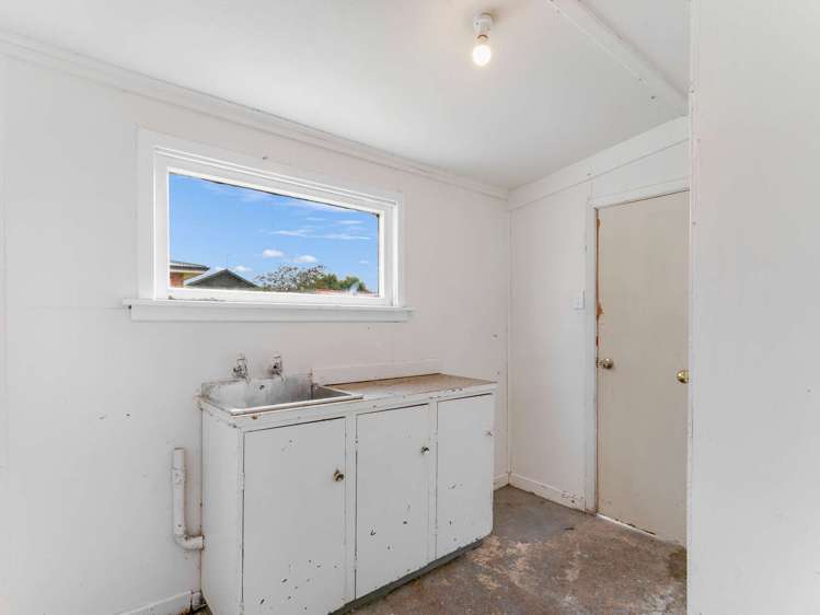 12 Roy Street Strathern_18