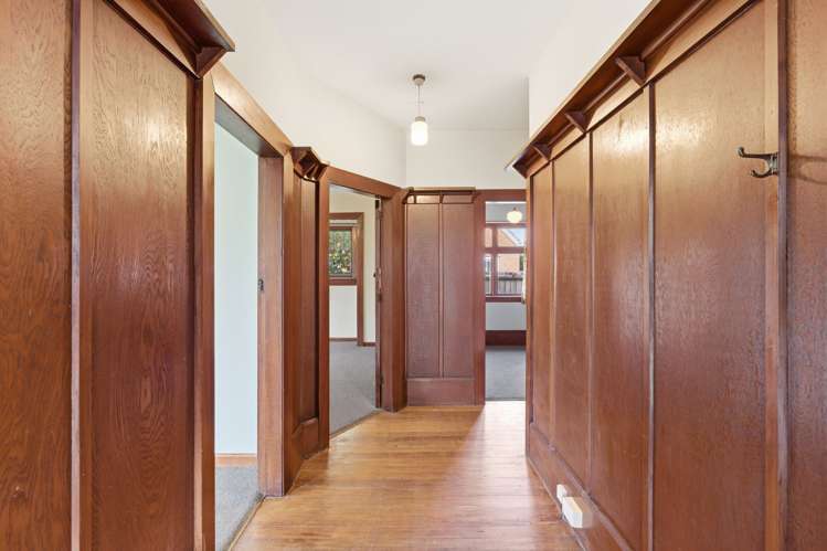 48 St Andrews Square Strowan_6