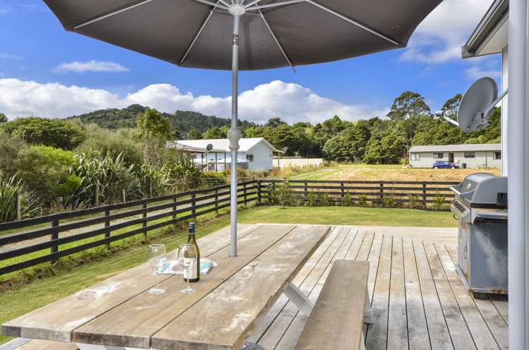 958 Kahikatea Flat Road Waitoki_14