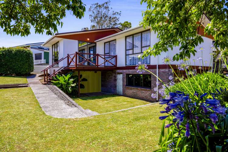 7 Lindaver Grove Merrilands_28